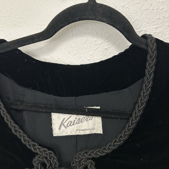 VTG 80s Kaiser Black Cropped Blazer Jacket Bolero Braided Rope Closure XS/S - Picture 5 of 7